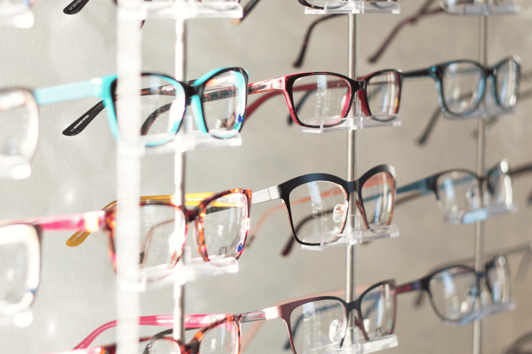 Что значат плюс и минус в очках 2