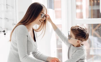 Как очки влияют на зрение у детей и взрослых: мифы и реальность фото