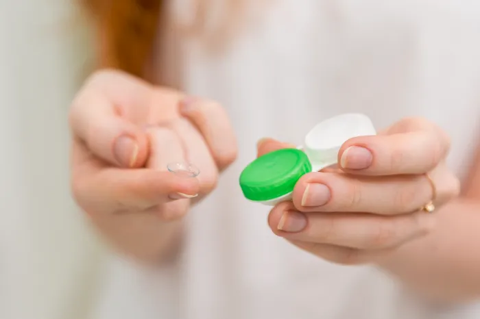 В каких линзах можно спать? фото