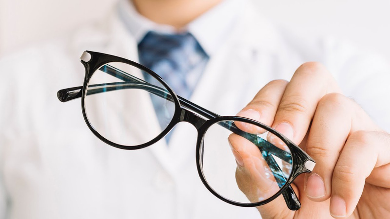 Полное офтальмологическое обследование зрения у взрослых фото