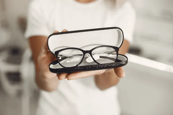 Как хранить очки: правила и рекомендации фото